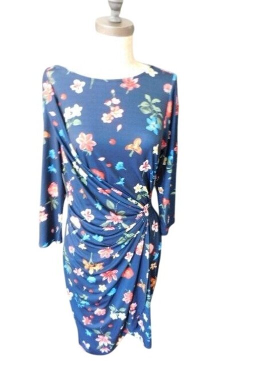 Tahari Dresses & Skirts - Tahari Size 10 Stretchy Floral Print Navy Classic Dress